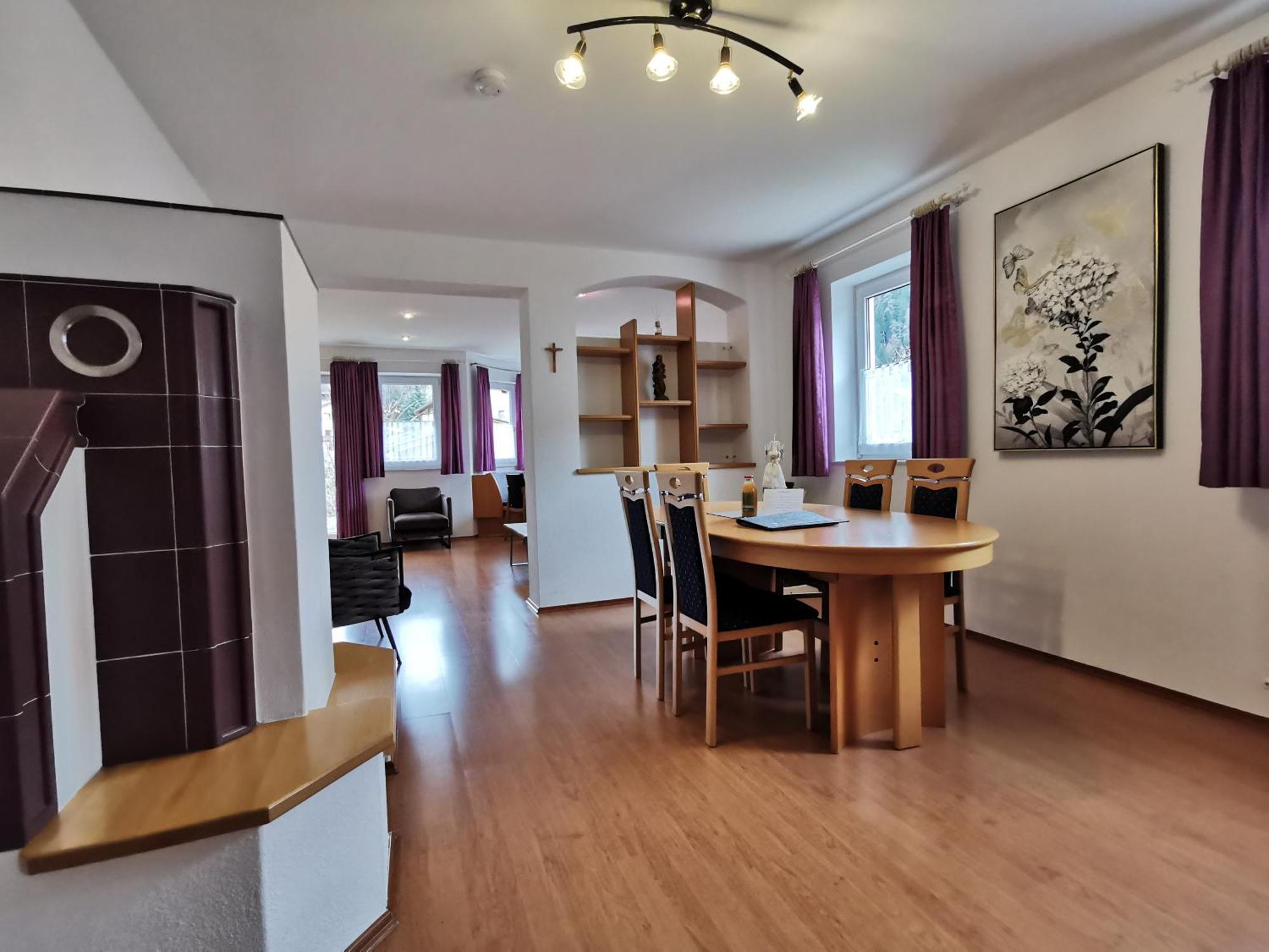 Bella Vista Apartment *